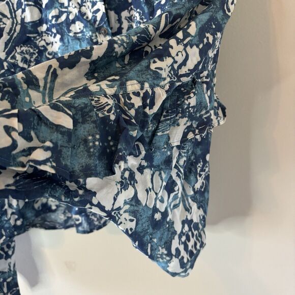 Pilcro Anthropologie Blue Floral Batik Crop Button Up Blouse Ruffles Sz Medium - Picture 5 of 11